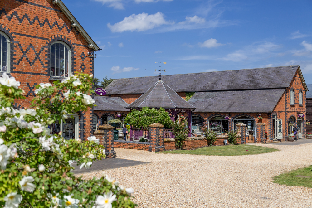 New shops northampton shopping village